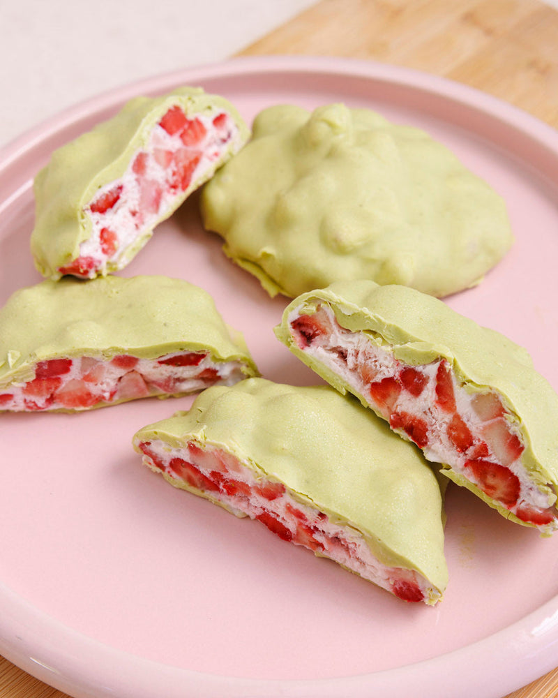 Collagen Strawberry Matcha Latte